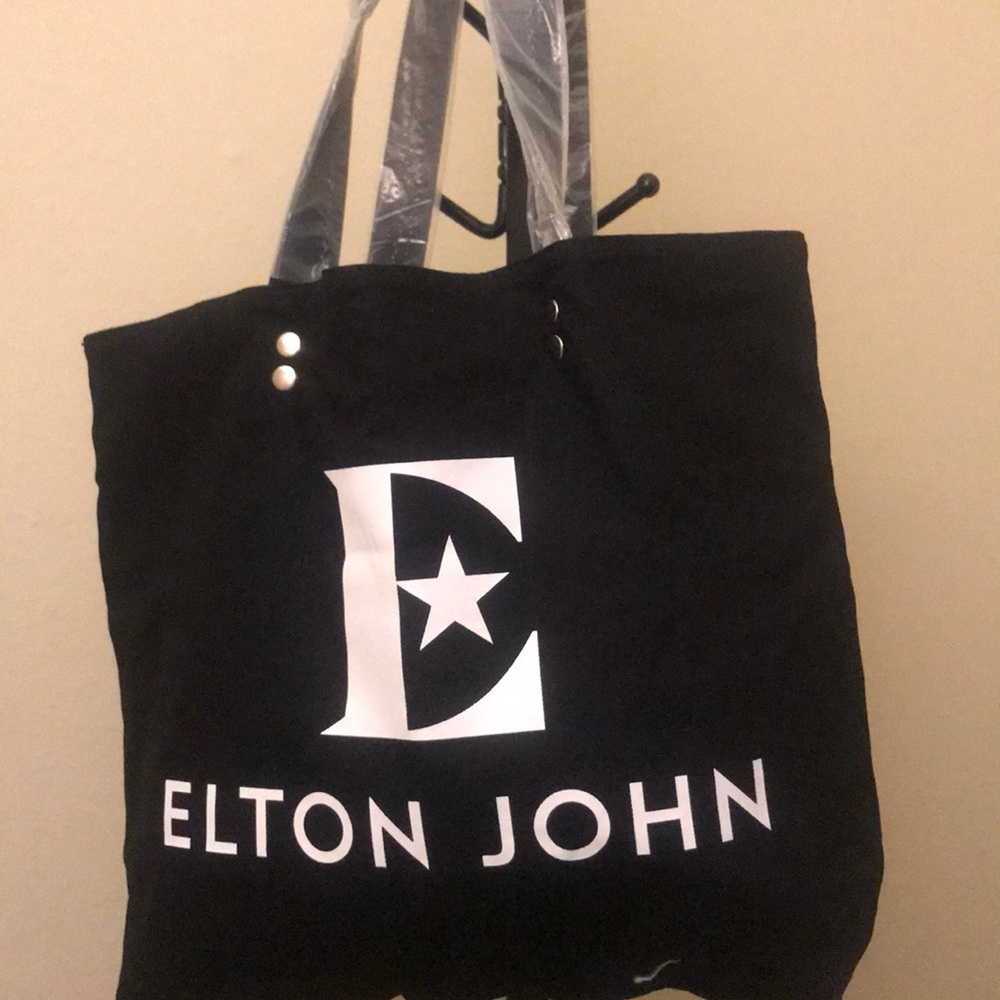 Tote - Picture 6 of 8